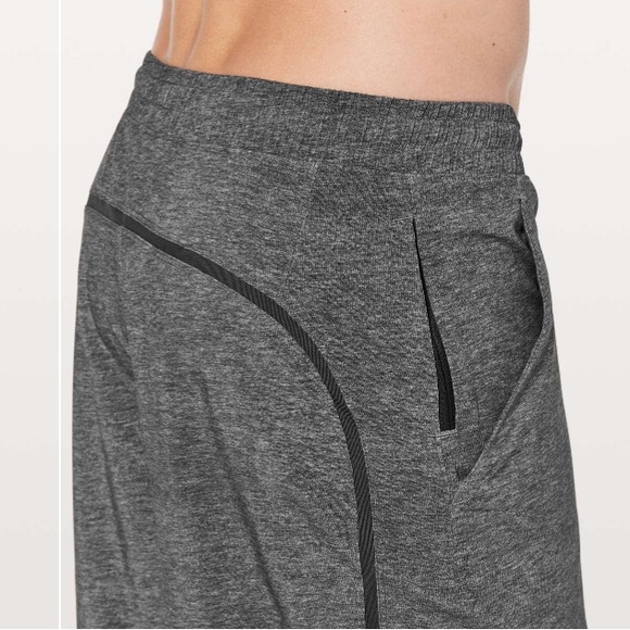 Lululemon Pace Breaker Out Of Mind Liner 9" Heathered Deep Coal M-110 Sz S - Picture 3 of 10